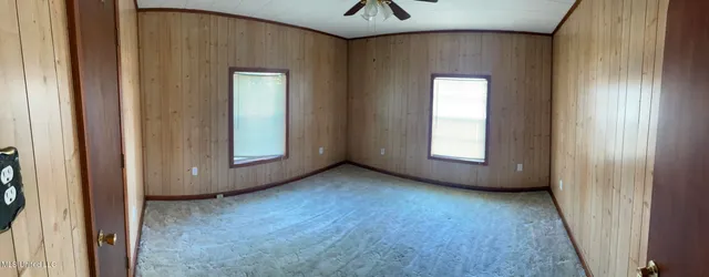 $1,350 | 2403 9th Street, Pascagoula, MS 39567