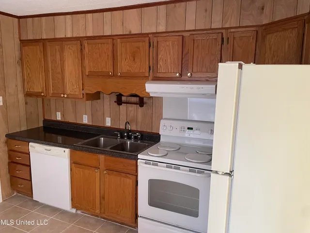 $1,350 | 2403 9th Street, Pascagoula, MS 39567