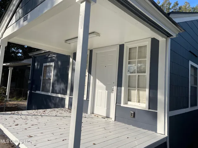 $1,350 | 2403 9th Street, Pascagoula, MS 39567