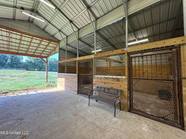 $199,900 | 51 Gunter Street, Lena, MS 39094