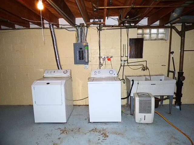 $275,000 | 814 E Club, Beloit, WI 53511