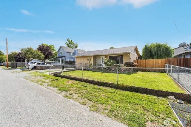$399,000 | 506 Deeded Street, Orting, WA 98360