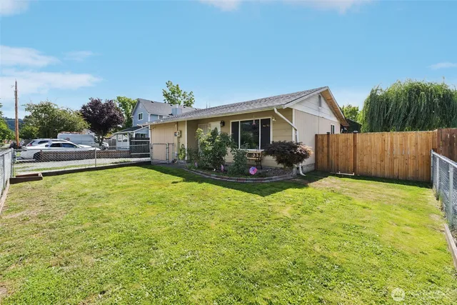 $399,000 | 506 Deeded Street, Orting, WA 98360