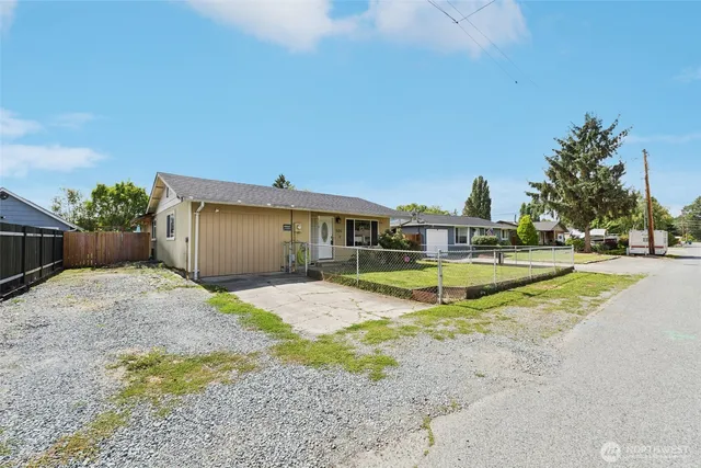 $399,000 | 506 Deeded Street, Orting, WA 98360