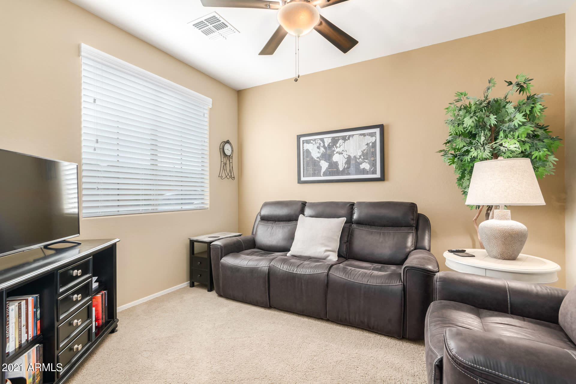 20235 North Riverbank Road Maricopa, AZ 85138 - Photo 12 of 31 Listing_726730_Photo_12