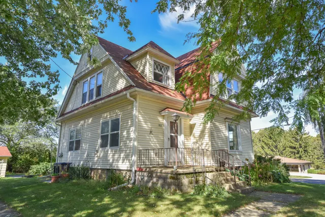 $274,900 | 825 Wisconsin Street, Adell, WI 53001