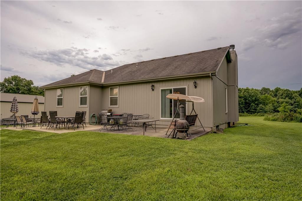 685 Northeast 1002p Road Calhoun, MO 65323 - Photo 61 of 66