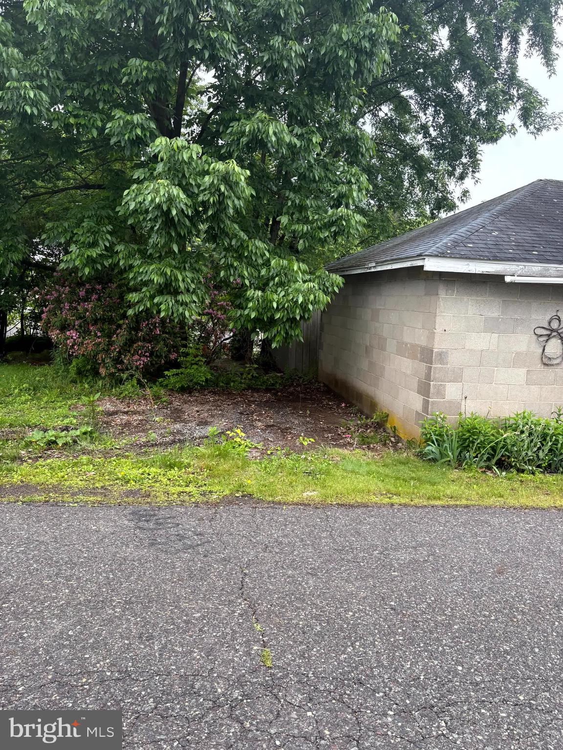 100 Walnut Street Green Lane, PA 18054 - Photo 12 of 33