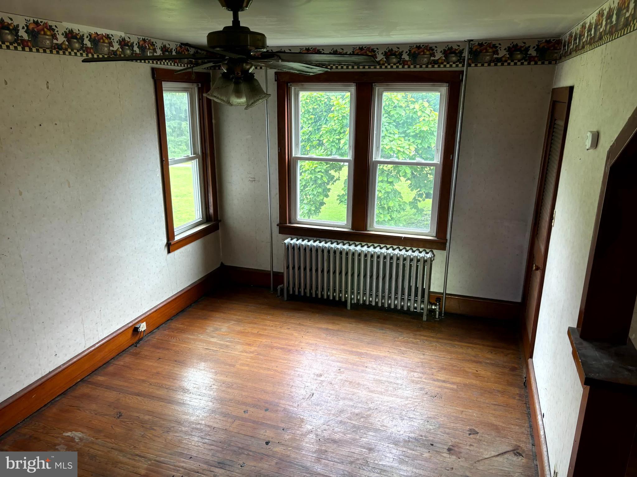 100 Walnut Street Green Lane, PA 18054 - Photo 18 of 33