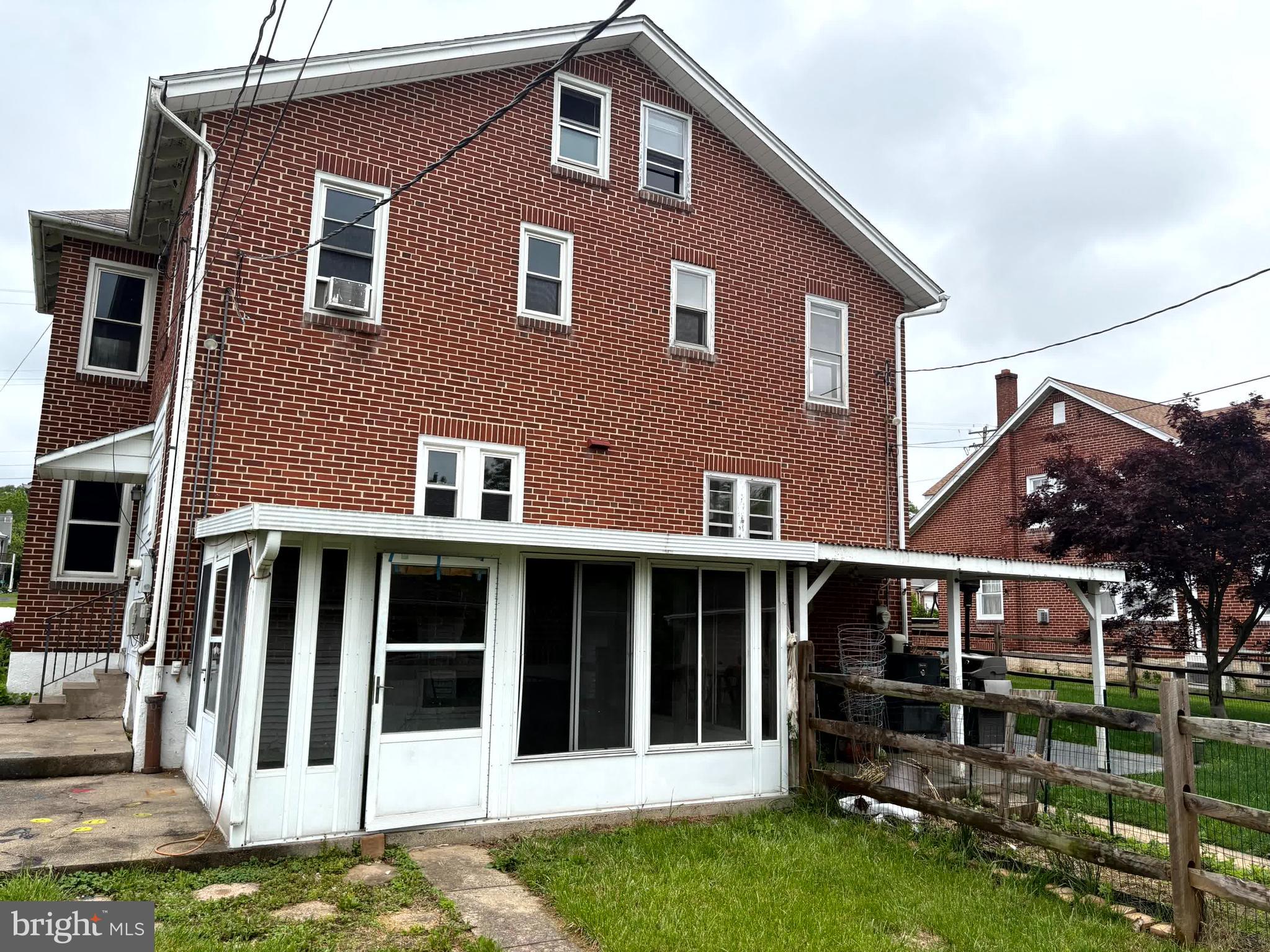 100 Walnut Street Green Lane, PA 18054 - Photo 5 of 33