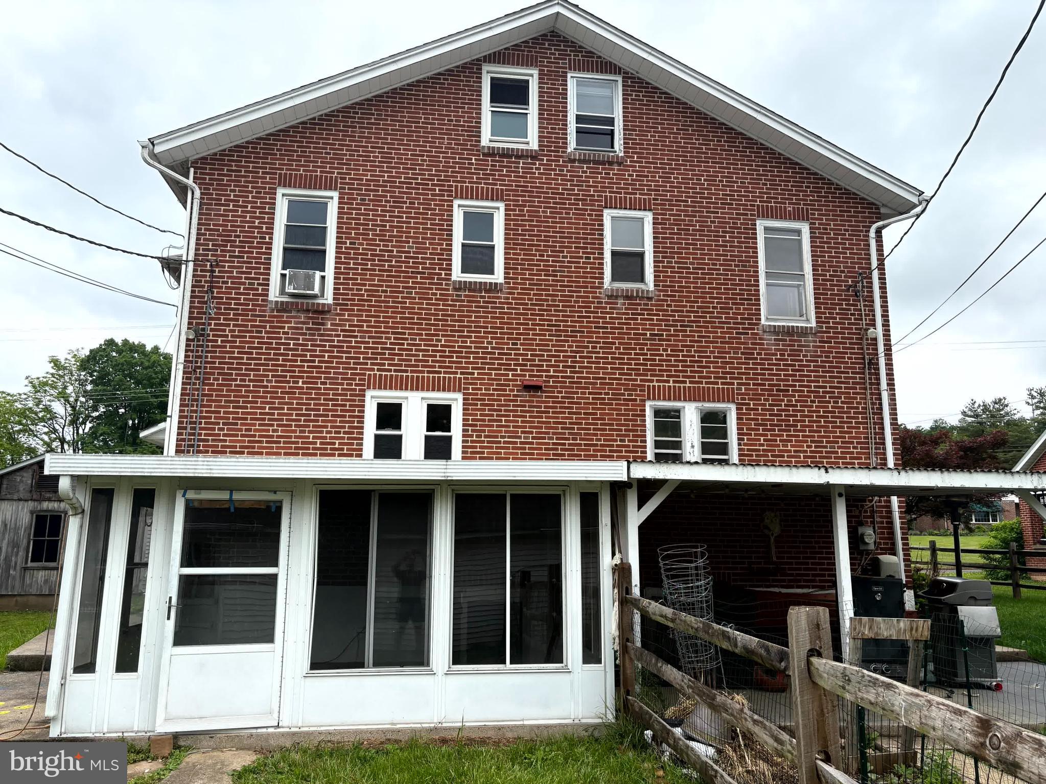 100 Walnut Street Green Lane, PA 18054 - Photo 6 of 33