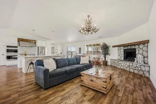 $3,100 | 8325 Beaver Avenue, Phelan, CA 92371