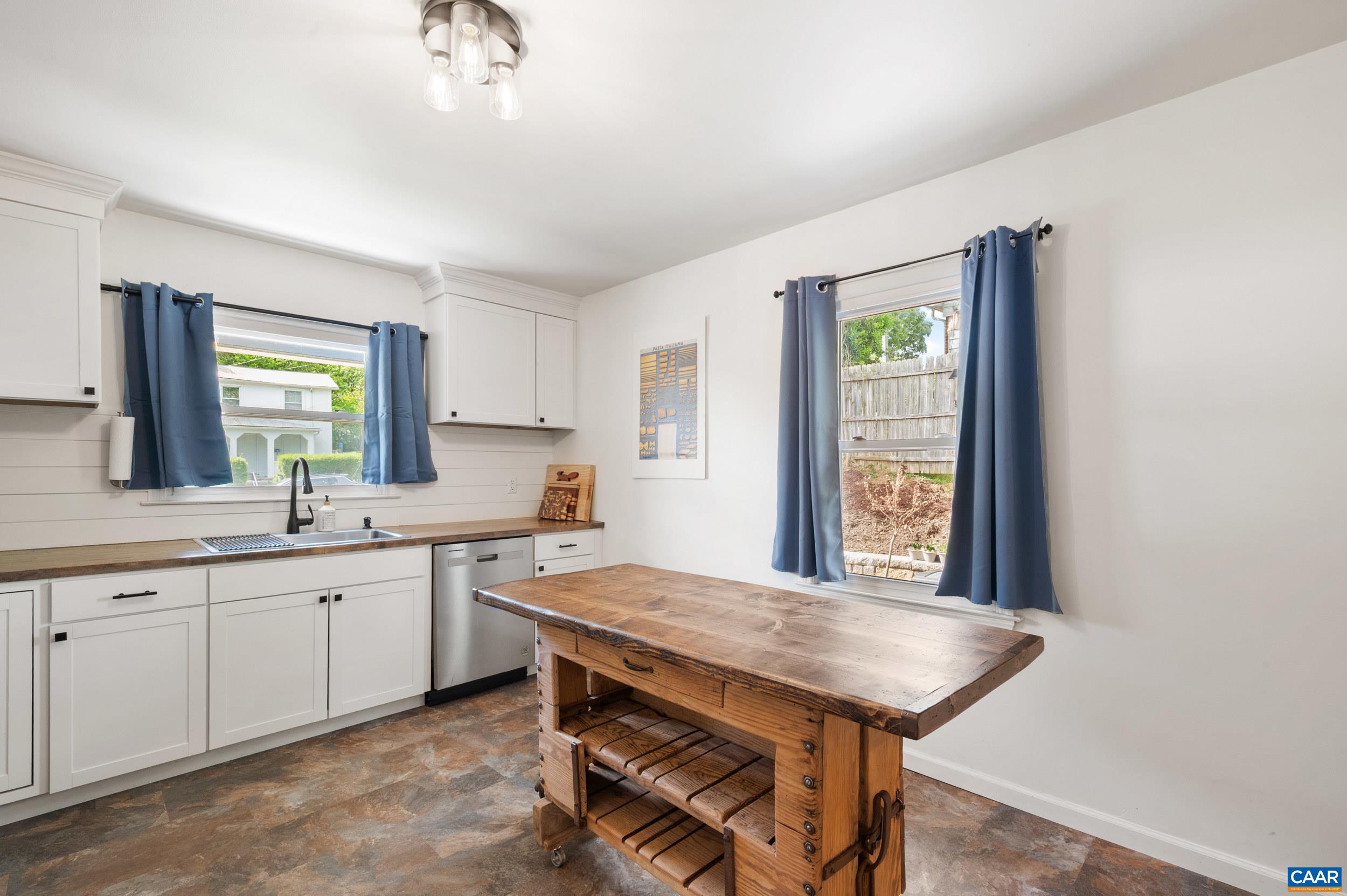 105 Hartmans Mill Road, Unit A Charlottesville, VA 22902 - Photo 6 of 19