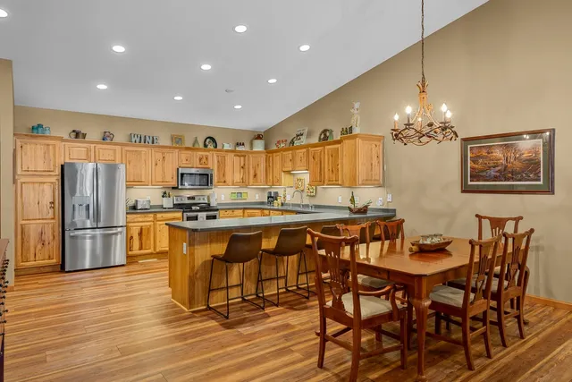 $555,000 | W4231 Vista Mauston Wi 53948, Mauston, WI 53948