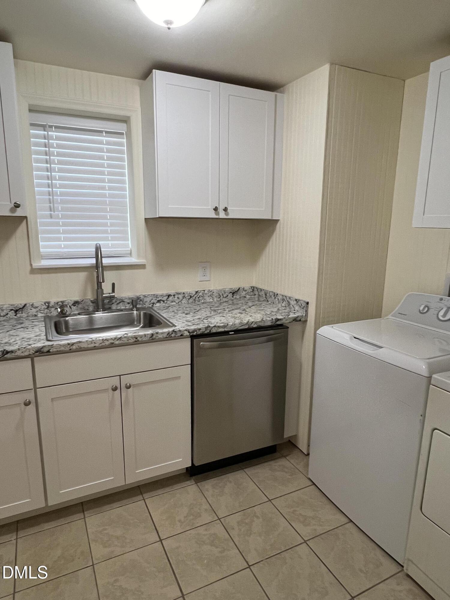 613 Bellhaven Street Garner, NC 27529 - Photo 10 of 25 IMG_2097
