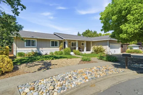 $925,000 | 4062 Angeline Court, Santa Rosa, CA 95405