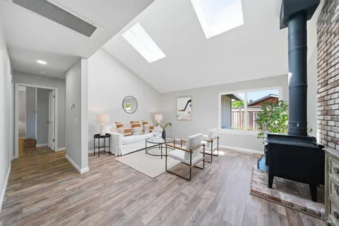 $925,000 | 4062 Angeline Court, Santa Rosa, CA 95405