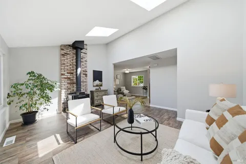 $925,000 | 4062 Angeline Court, Santa Rosa, CA 95405