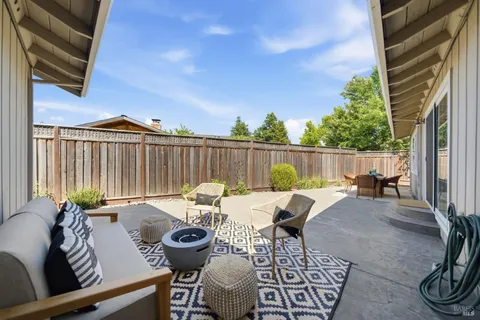 $925,000 | 4062 Angeline Court, Santa Rosa, CA 95405