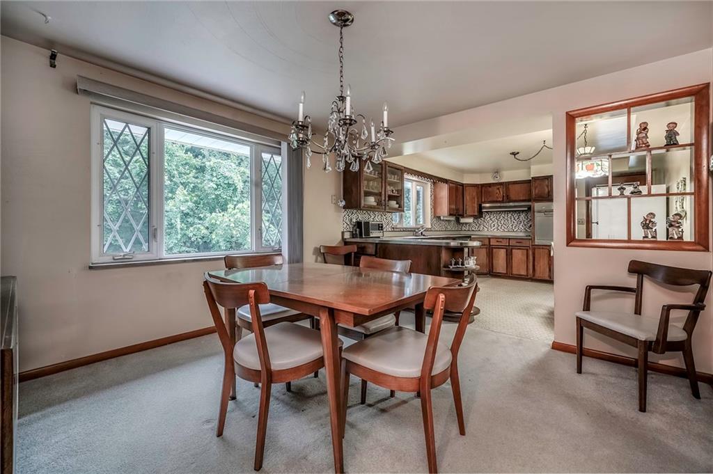 47 Laurel Ridge Road Coraopolis, PA 15108 - Photo 7 of 25 Gallery Image 7