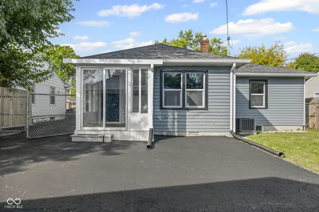 $214,900 | 3615 Dequincy Street, Indianapolis, IN 46218