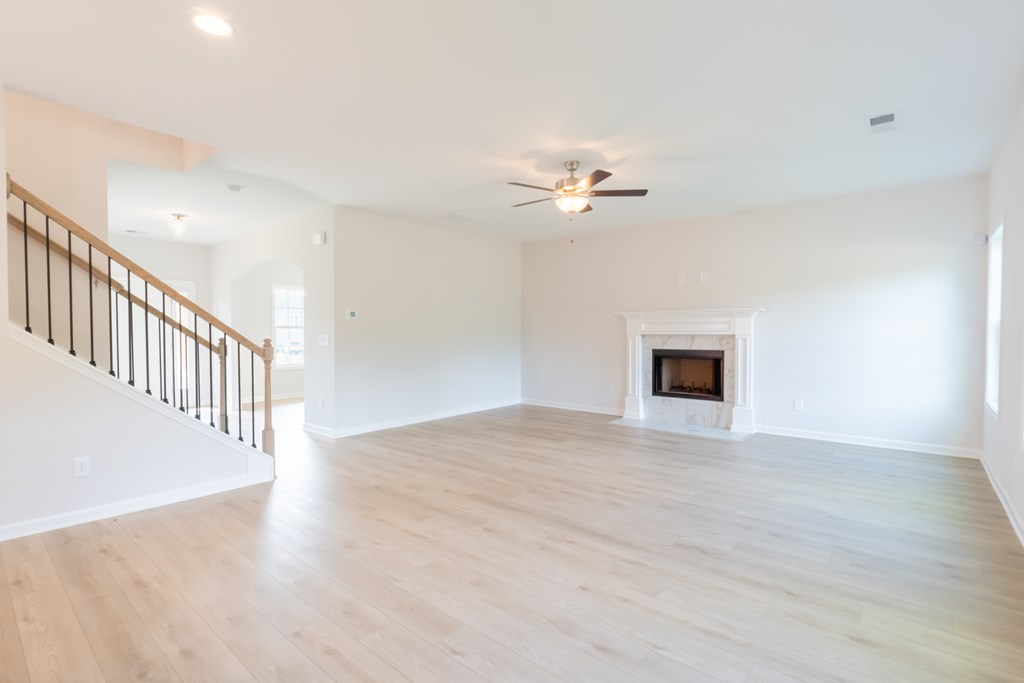 108 Lee Road Smiths Station, AL 36877 - Photo 7 of 27 Gallery Image 7