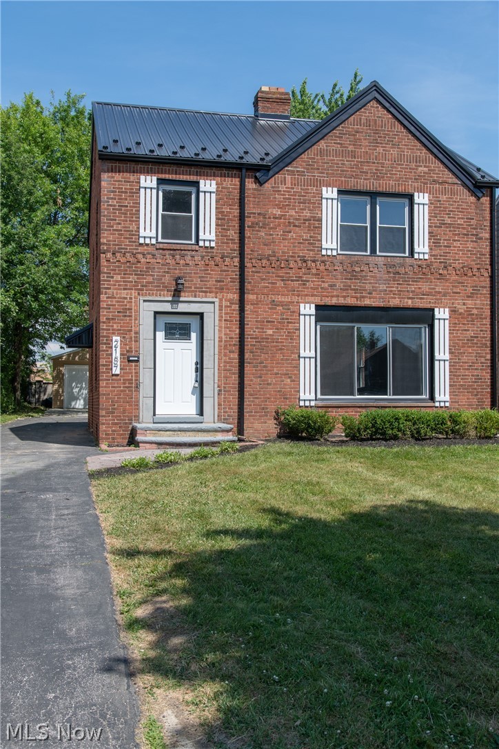 2187 Vernon Road Cleveland, OH 44118 - Photo 1 of 27