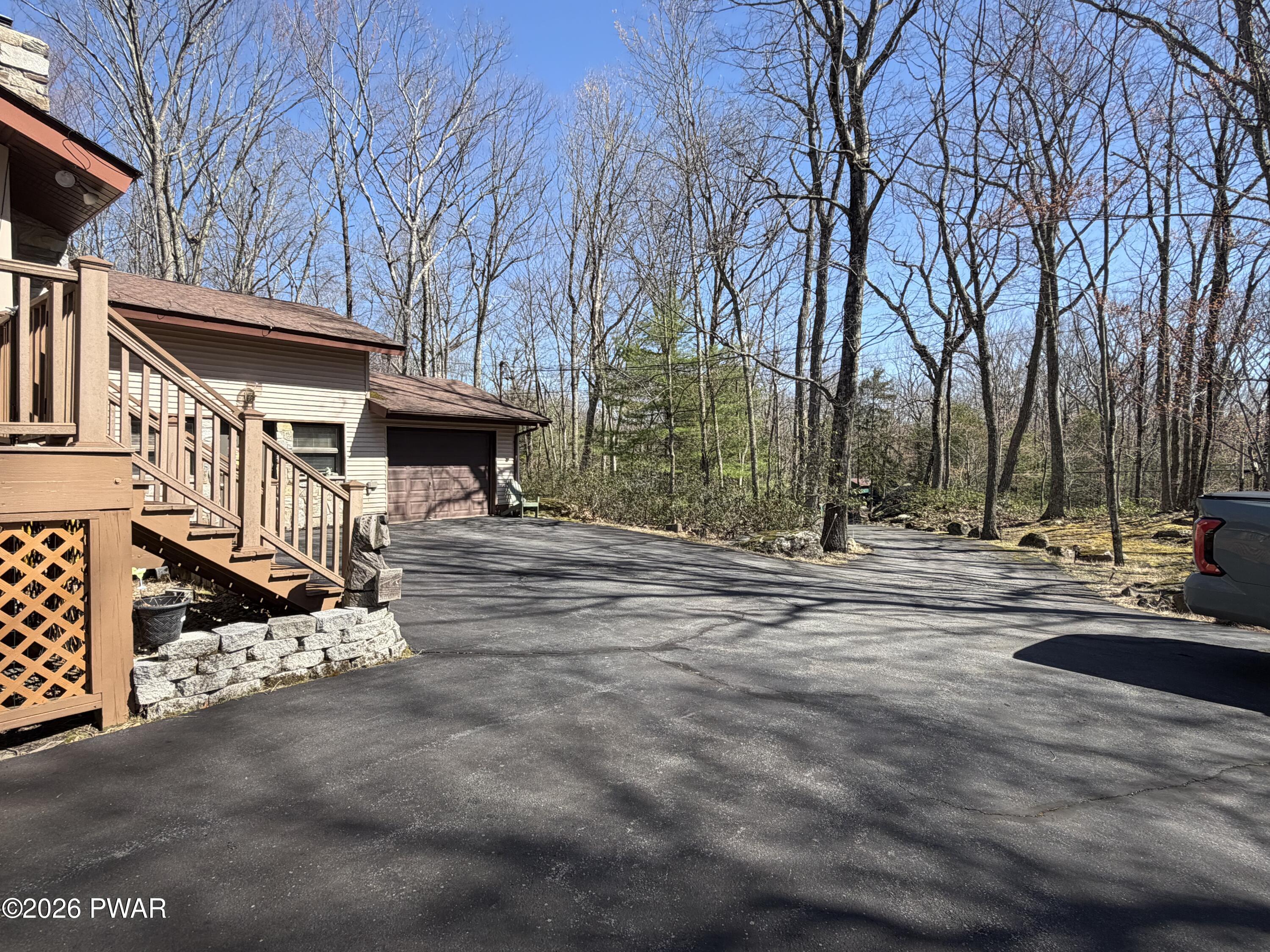432 Maple Ridge Drive Hawley, PA 18428 - Photo 5 of 32 IMG_0593