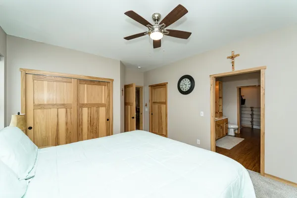 $924,900 | 14750 171st Avenue, Spring Valley, MN 55975