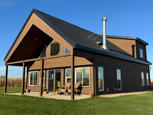 $999,990 | 14750 171st Avenue, Spring Valley, MN 55975