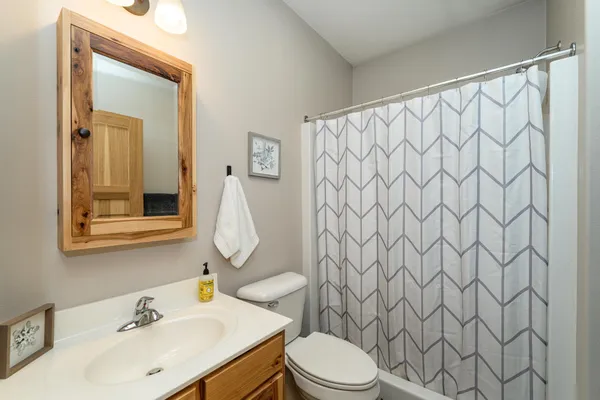 $924,900 | 14750 171st Avenue, Spring Valley, MN 55975