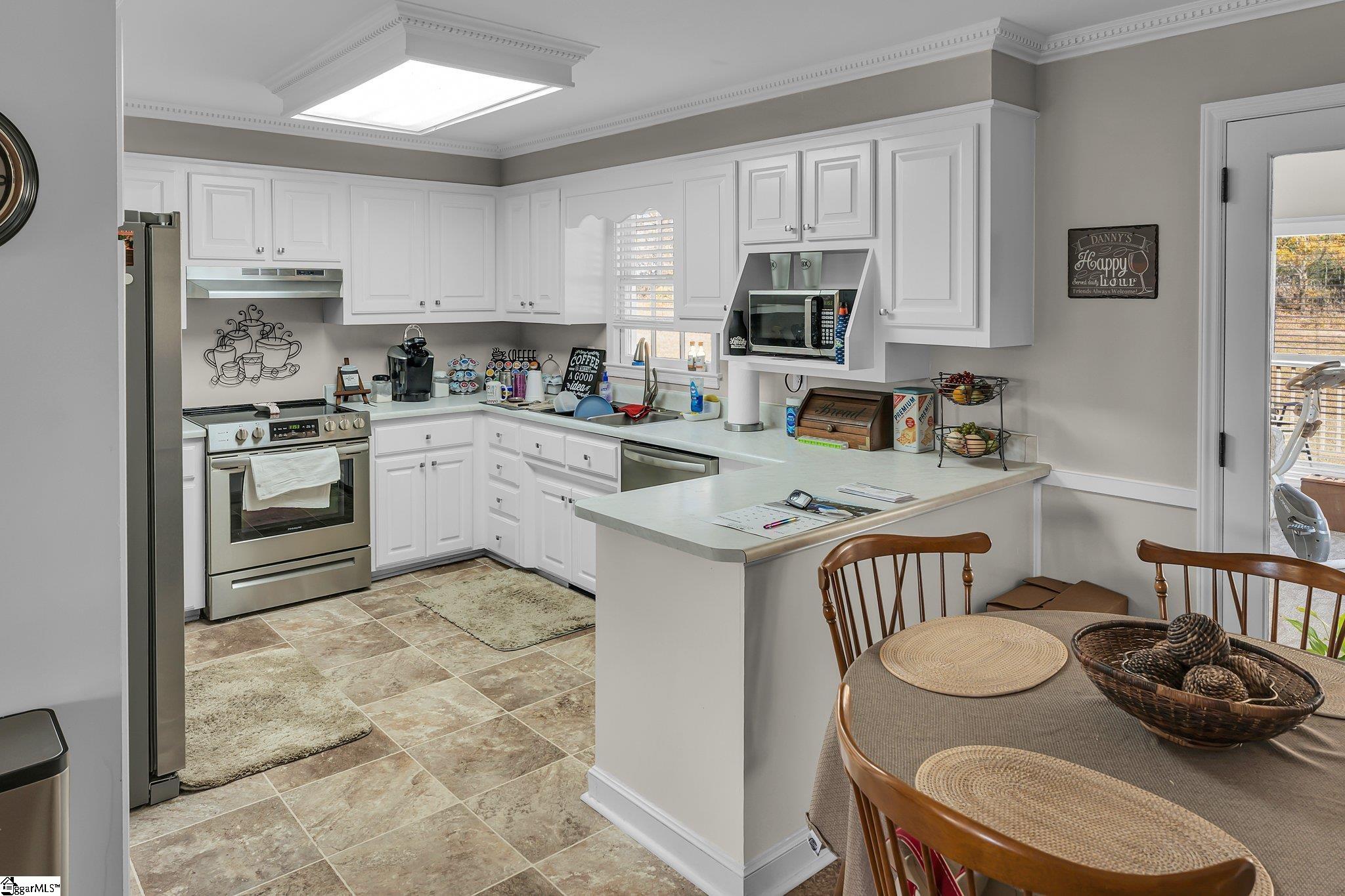 214 Coggins Road Woodruff, SC 29388 - Photo 15 of 34 Gallery Image 15