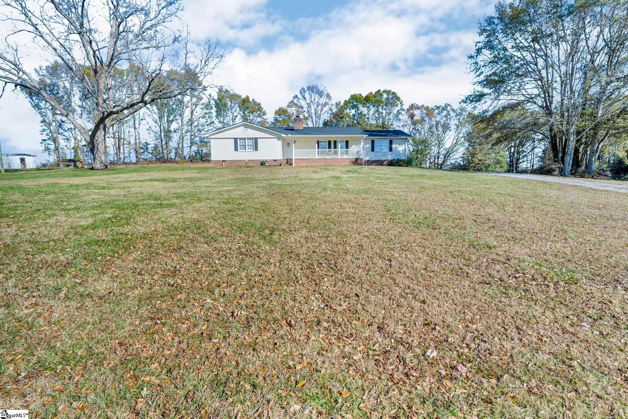 214 Coggins Road Woodruff, SC 29388 - Photo 3 of 34 Gallery Image 3