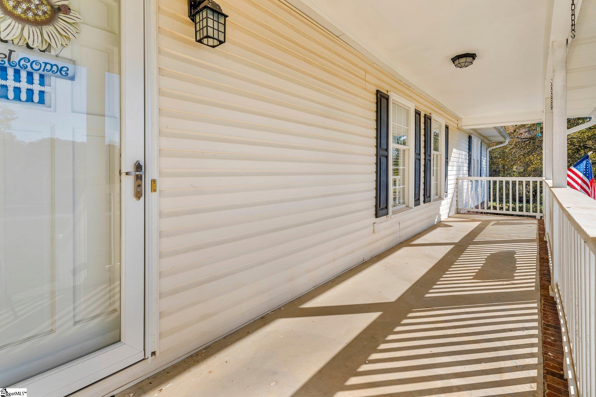 214 Coggins Road Woodruff, SC 29388 - Photo 6 of 34 Gallery Image 6