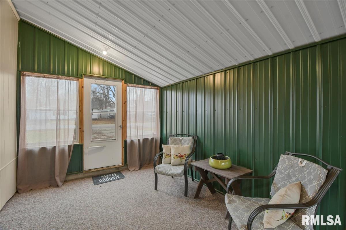 2124 East Hood Street Springfield, IL 62703 - Photo 14 of 18