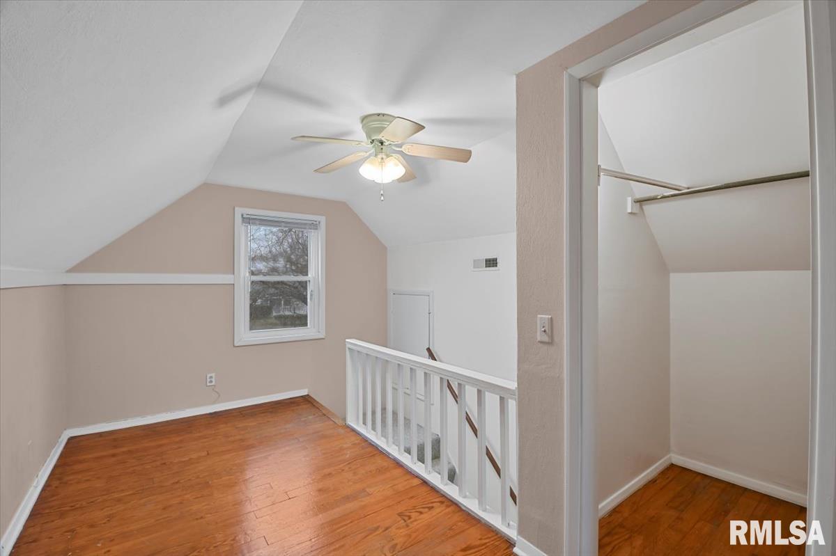 2124 East Hood Street Springfield, IL 62703 - Photo 6 of 18