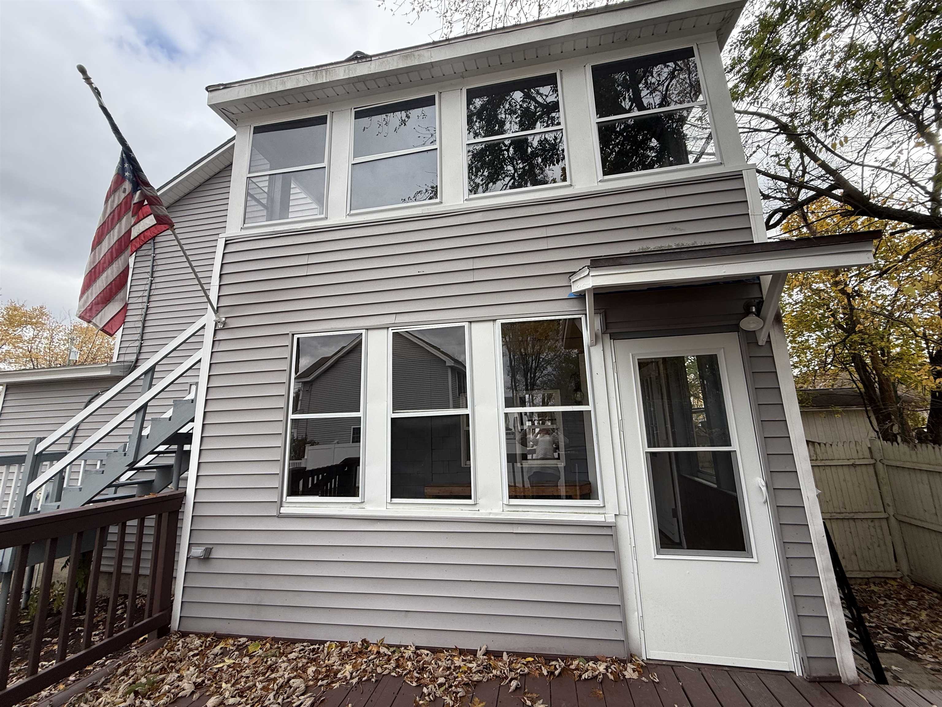 97 Linwood Street Nashua, NH 03060 - Photo 14 of 28