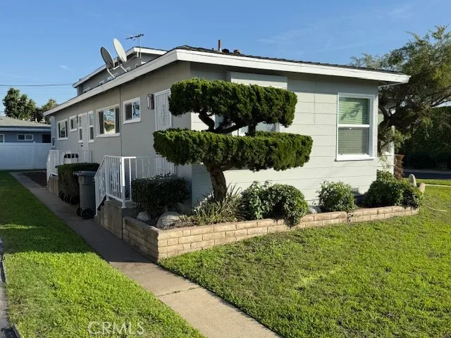 $1,200,000 | 15616 South Manhattan Place, Gardena, CA 90249