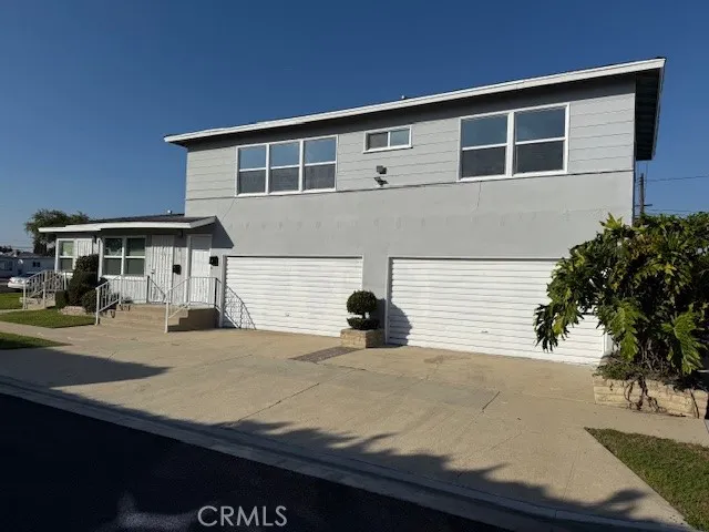 $1,200,000 | 15616 South Manhattan Place, Gardena, CA 90249