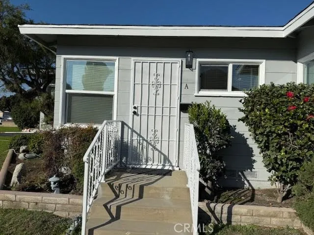 $1,200,000 | 15616 South Manhattan Place, Gardena, CA 90249