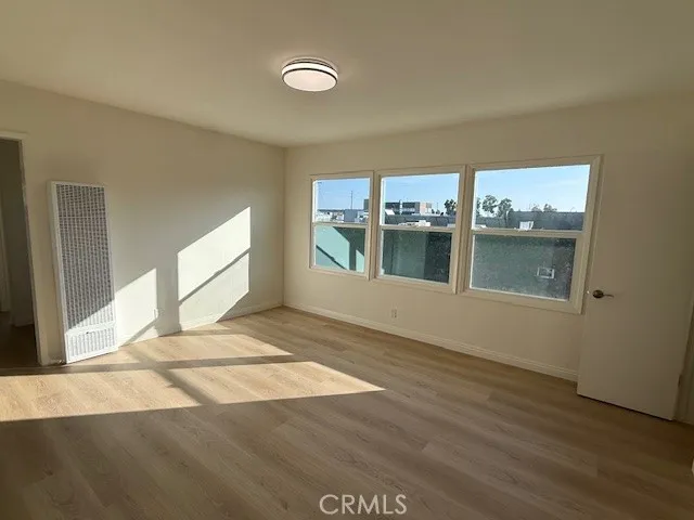 $1,200,000 | 15616 South Manhattan Place, Gardena, CA 90249