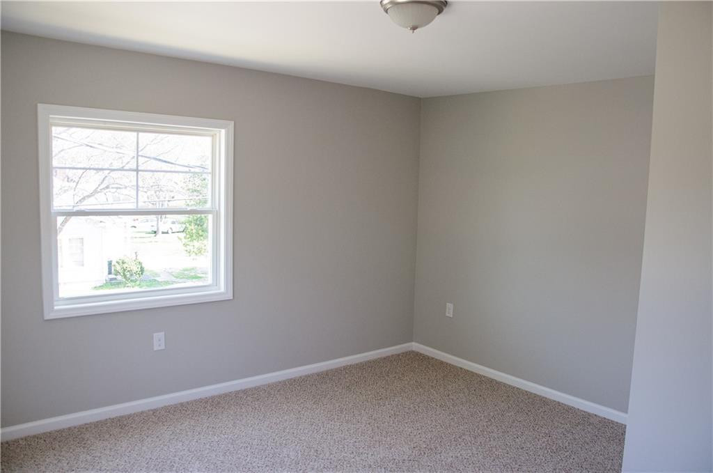 126 Rolling Road Burlington, NC 27217 - Photo 12 of 17 Gallery Image 12