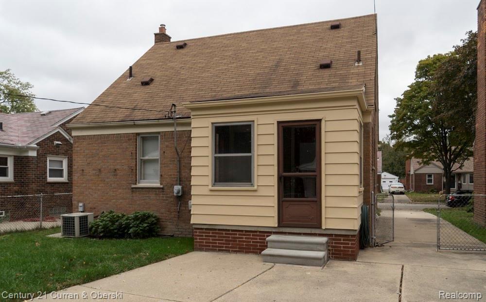 3554 Merrick Street Dearborn, MI 48124 - Photo 2 of 7