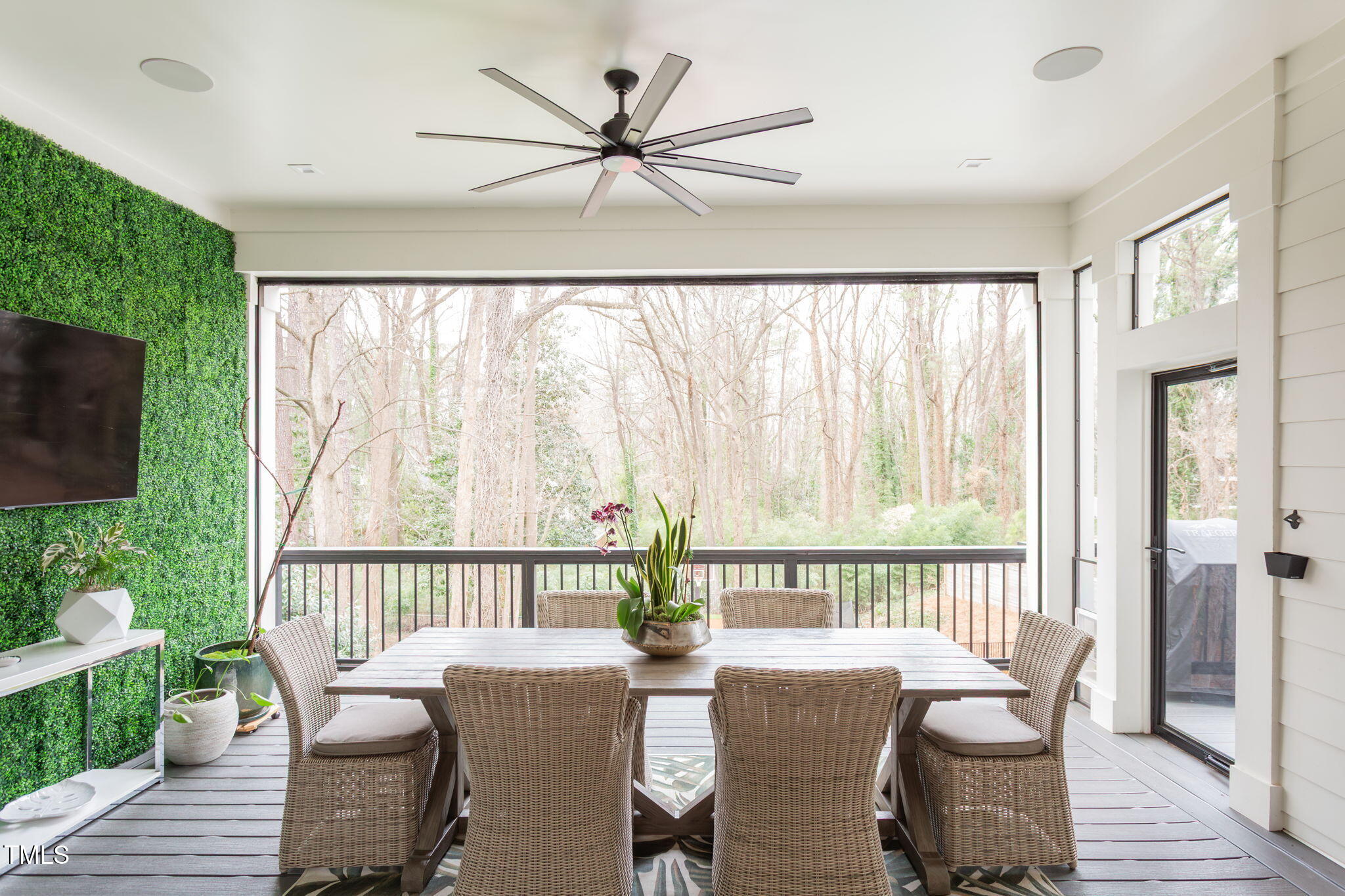 1323 Ridge Road Raleigh, NC 27607 - Photo 20 of 58 44-web-or-mls-1323 Ridge Rd-54