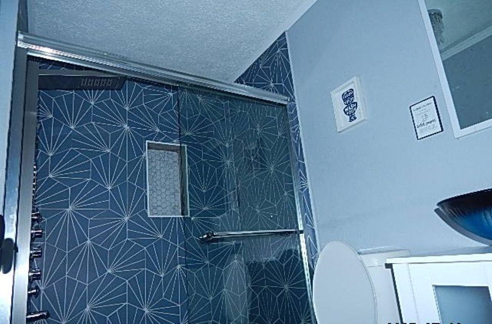 6996 Pinehill Road Daphne, AL 36526 - Photo 14 of 18 Bathroom