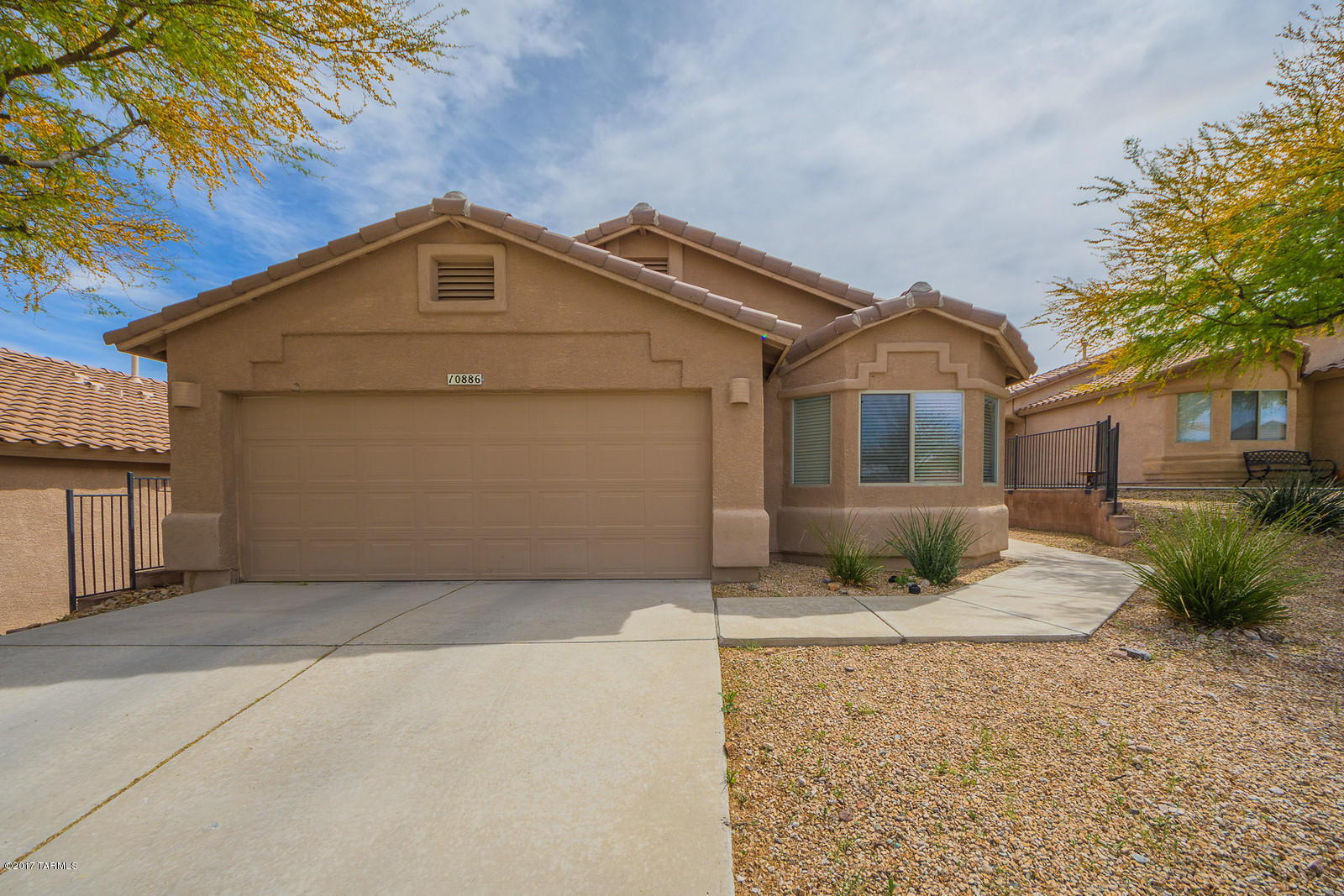 10886 South Arrowhead Spring Drive Vail, AZ 85641 - Photo 1 of 19