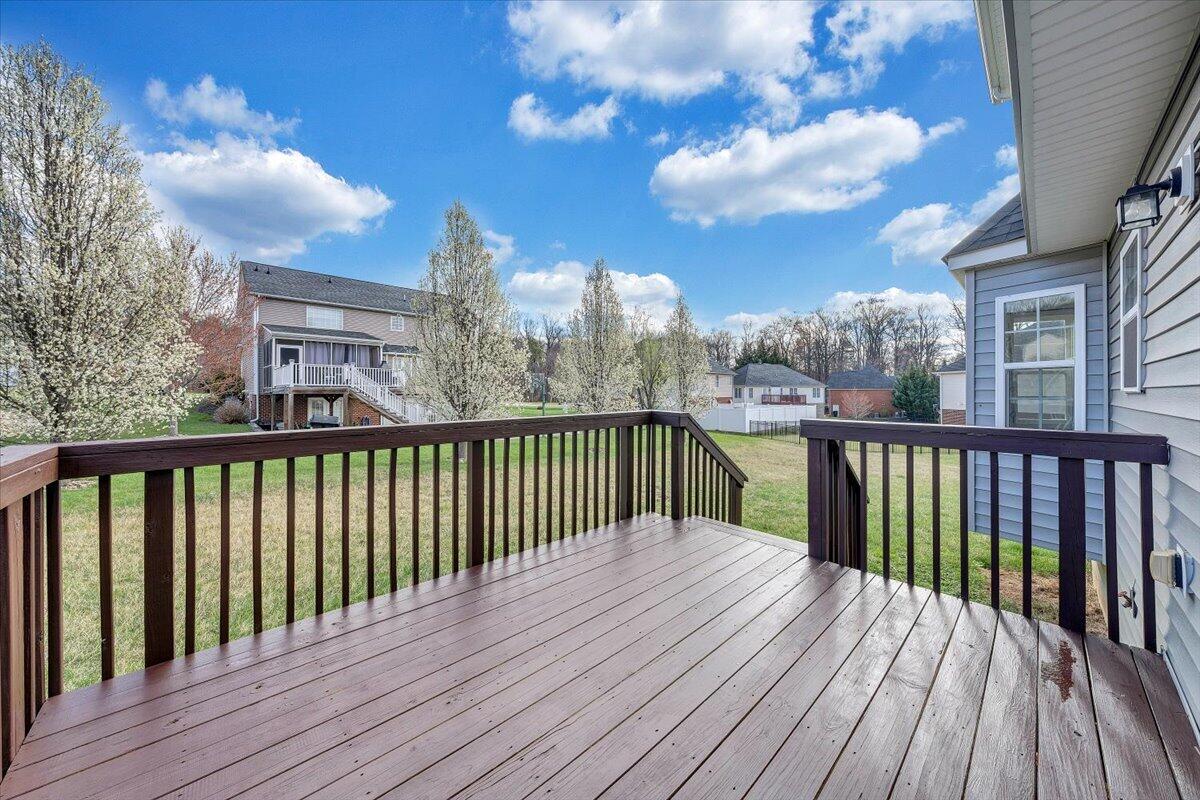 427 Cambridge Ct Road Vinton, VA 24179 - Photo 36 of 46 36-MIB07591