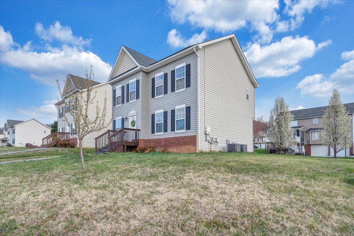 427 Cambridge Ct Road Vinton, VA 24179 - Photo 46 of 46 46-MIB07555
