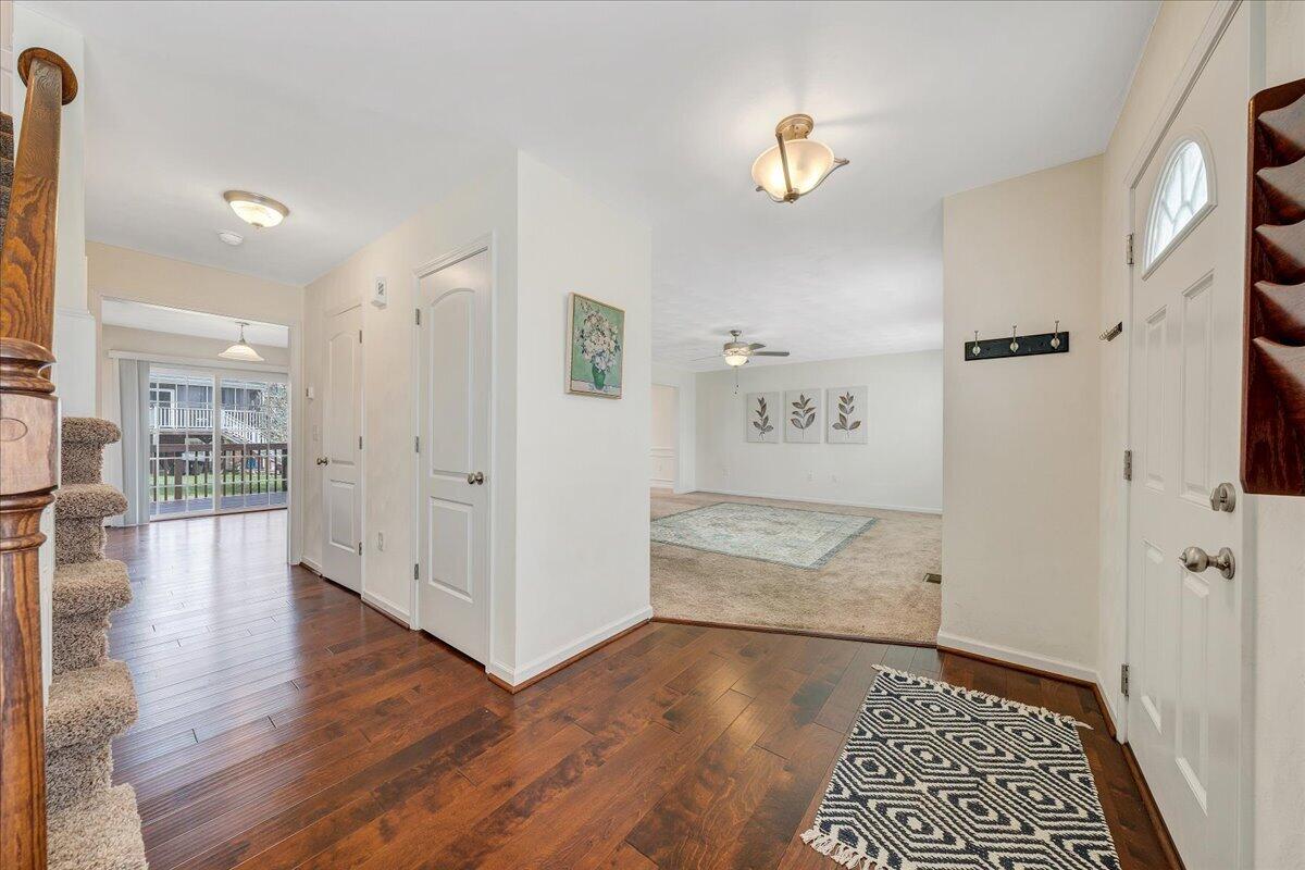 427 Cambridge Ct Road Vinton, VA 24179 - Photo 5 of 46 05-MIB09837