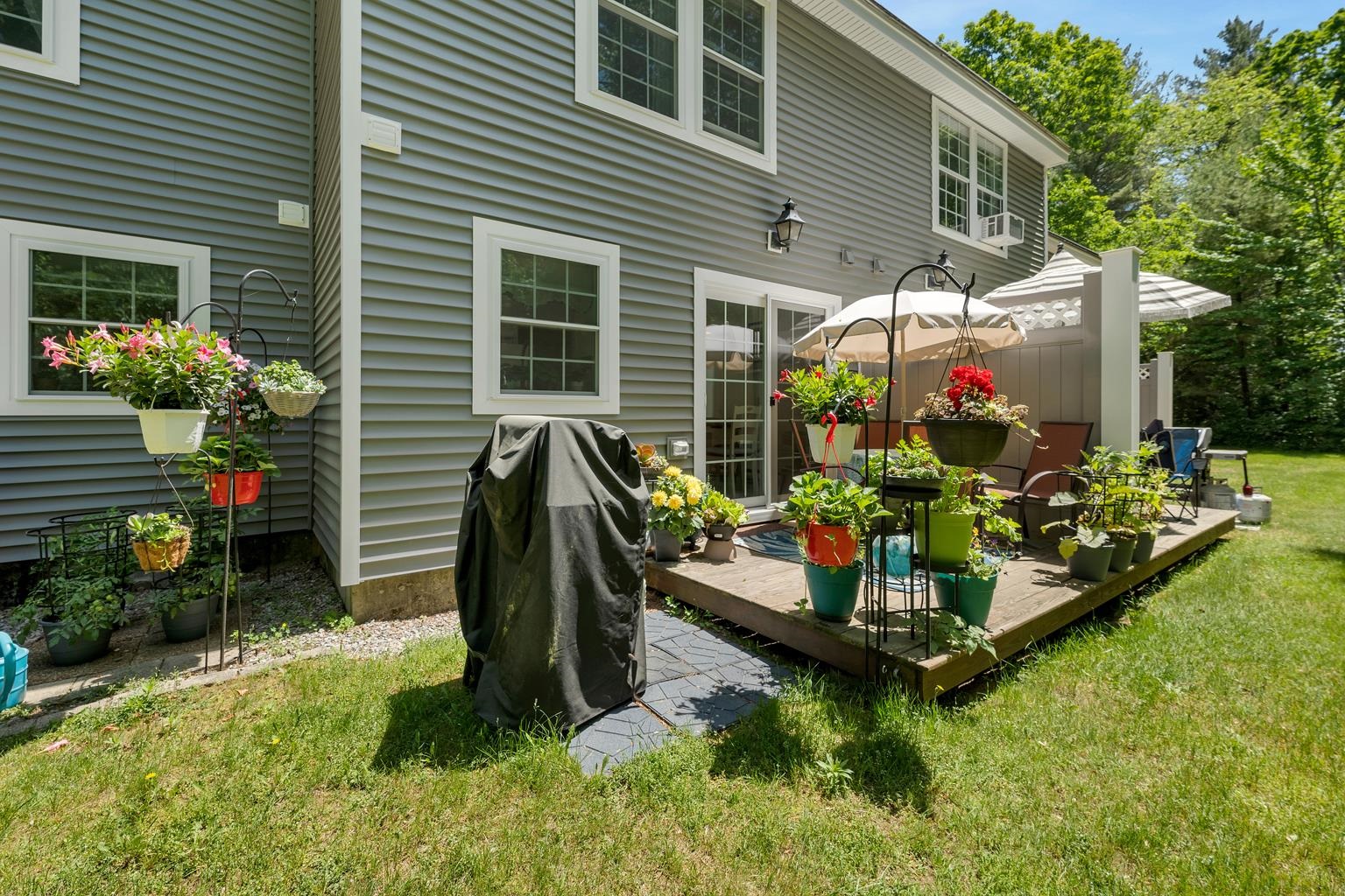 16 Northeast Village Road, Unit 16 Concord, NH 03301 - Photo 5 of 28